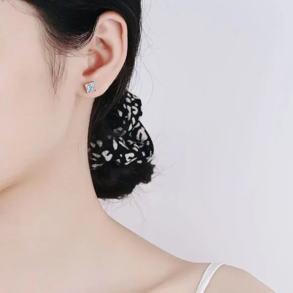 Certified 4ct. t.w. Diamond Moissanite Princess Cut Stud Earrings NEW - Picture 2 of 9